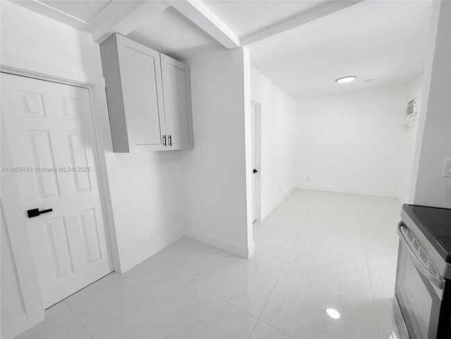 Photo - 254 E Dania Beach Blvd Unidad 4