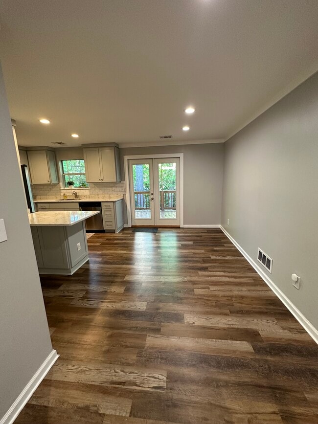 Photo - 2953 Lexington Trace Dr SE