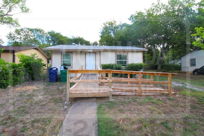 Photo - 1000 Morris Dr