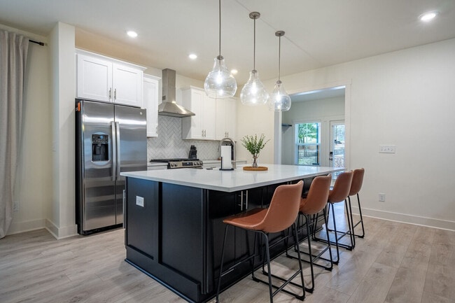 Photo - 51 Puckett Rd SE Unidad SI ID1462596P