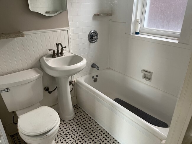 Photo - 6320 Berthold Ave Unit 1st Floor