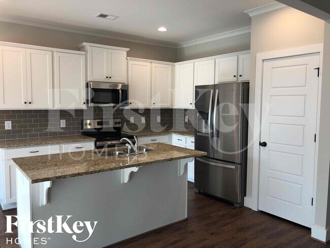 Photo - 269 Union Station Dr