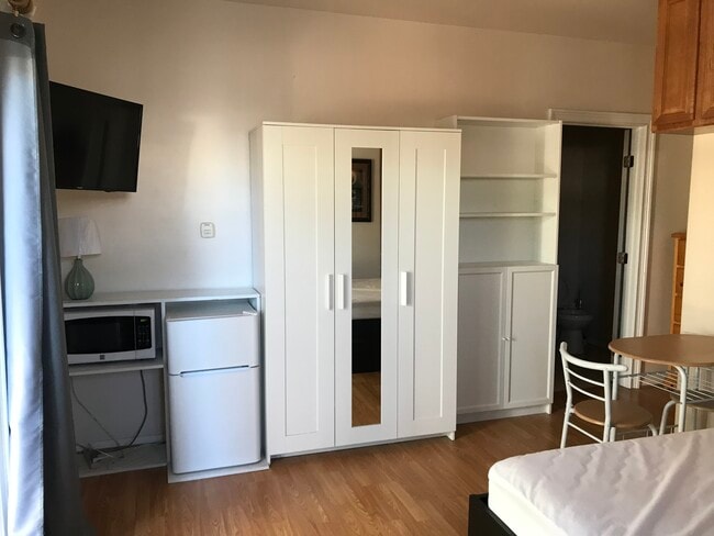3412 W 189th St Unidad private efficiency