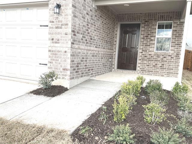 Photo - 305 Hopson St
