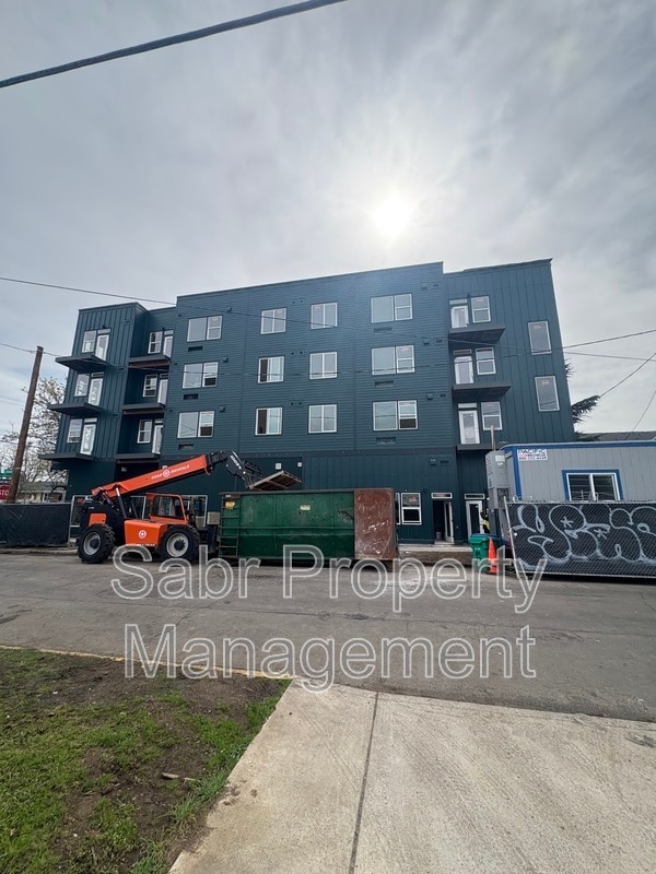 Photo - 1520 N Bryant St Unit 1