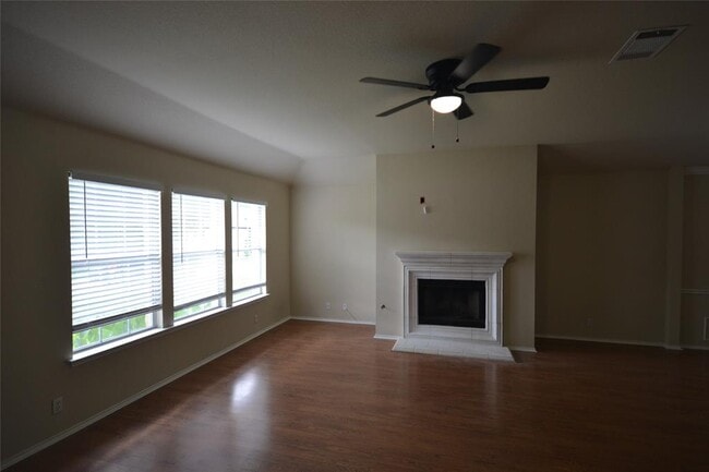 Photo - 1803 Warwick Cove