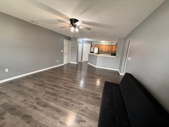 Photo - 1401 Millbrook Trail