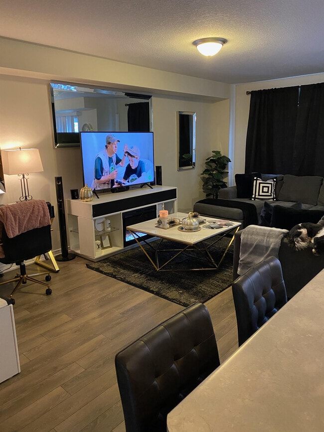 Photo - 8291 Tulip Tree Dr