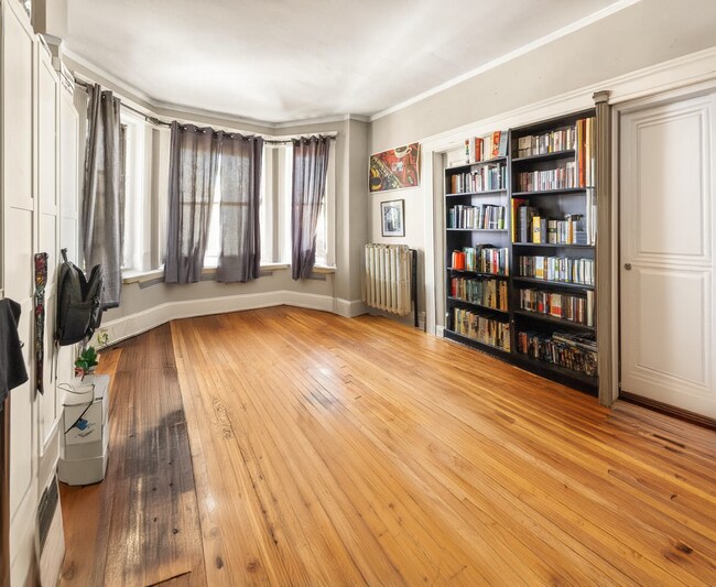 Photo - 28 Glenville Ave Unit 3