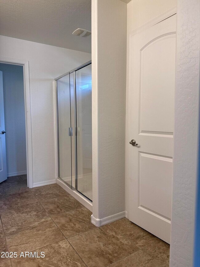 Photo - 5623 S 27th Dr