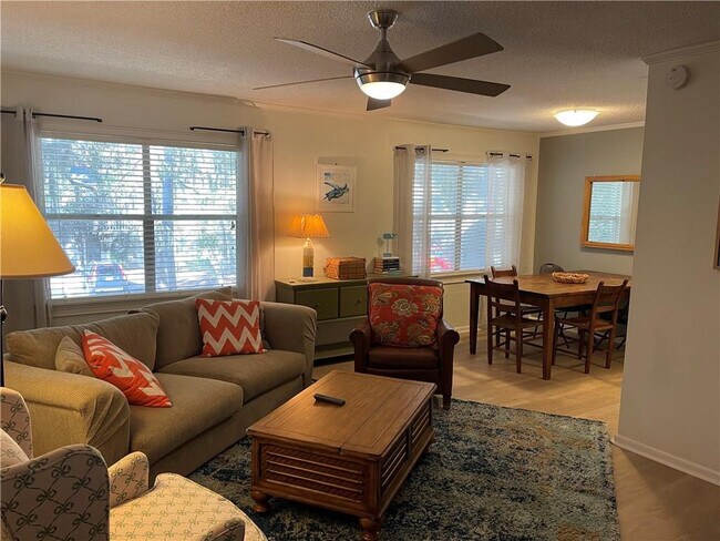 Photo - 800 Mallery St