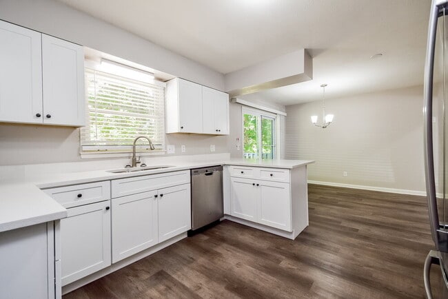 Photo - 6022 Belle Meade Ct