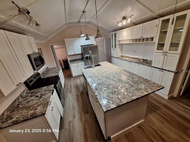 Photo - 6505 Oelsner St