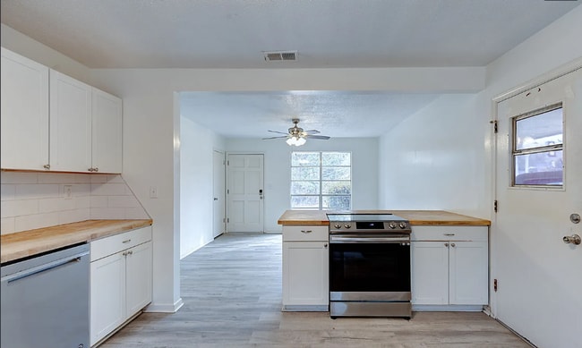 Photo - 1029 Amber Dr