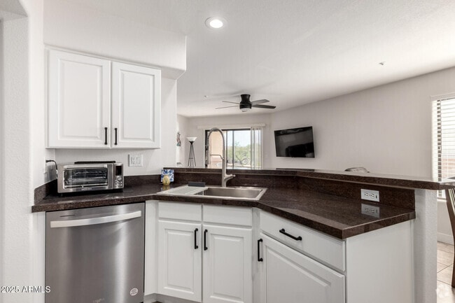 Building Photo - 16631 E El Lago Blvd Unit 114 Rental