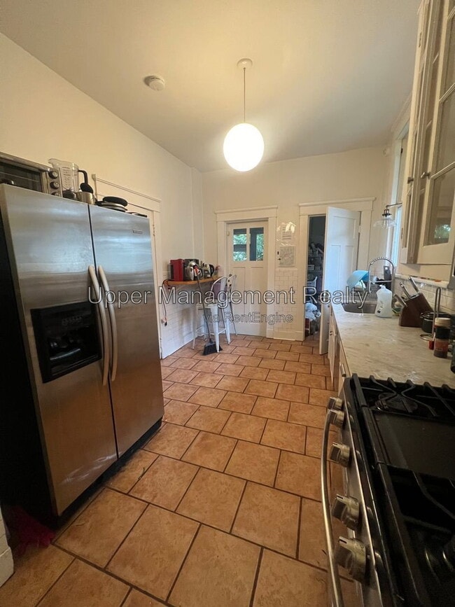 Photo - 1726 Pine St