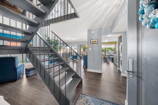 Photo - 5300 Columbia Pike Unit # 315