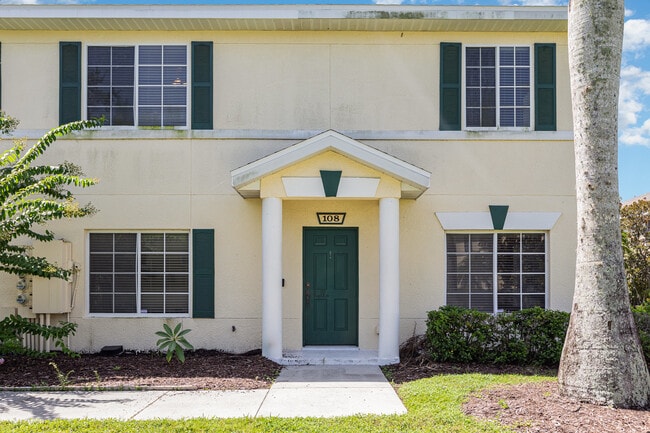 Photo - 311 Cape Harbour Loop