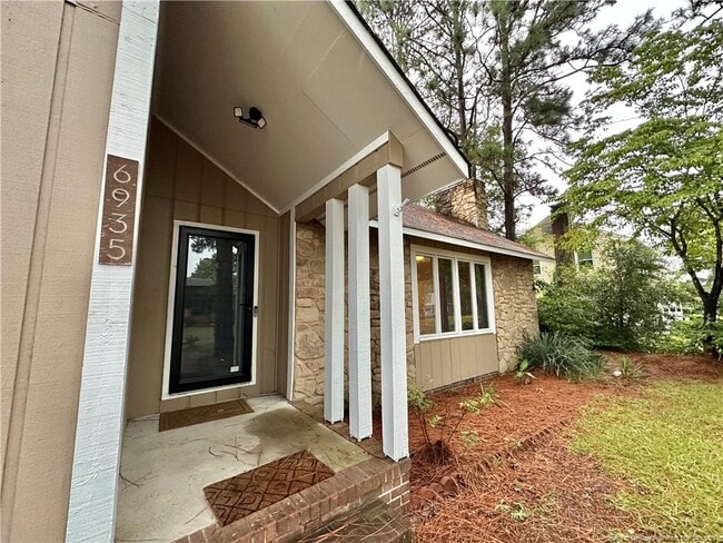 Photo - 6935 Brockwood St