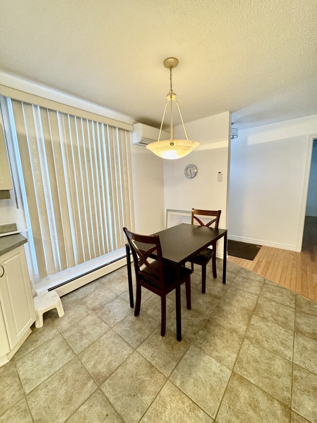 Photo - 412 Rue Murphy Unit 1