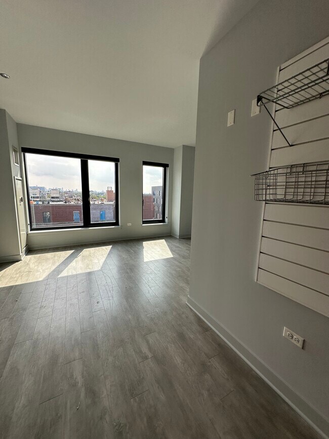 Photo - 1025 W Addison St Unidad 830
