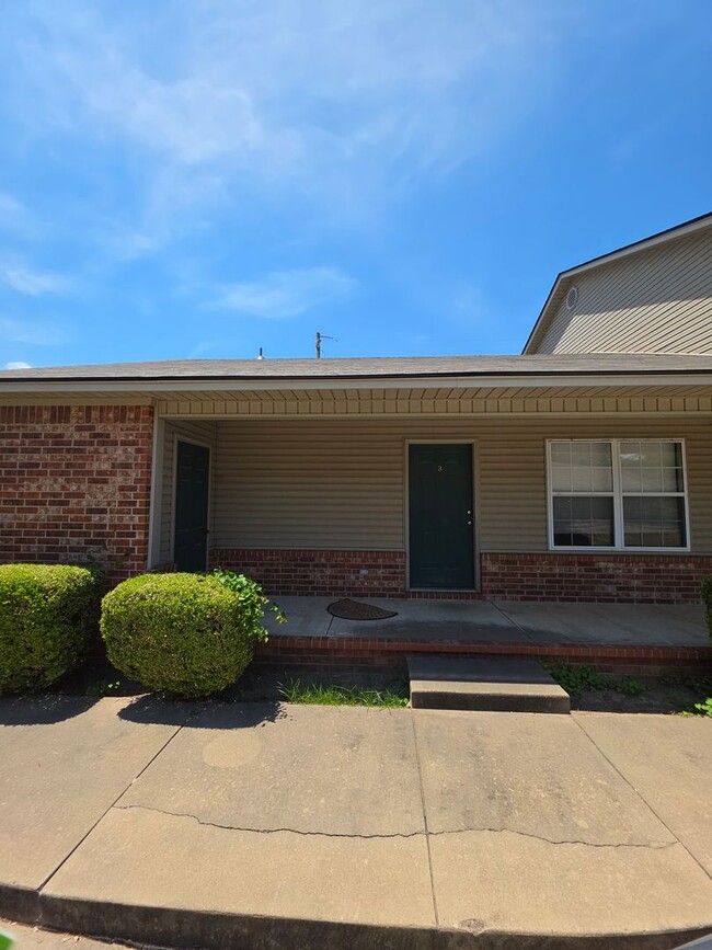 Photo - 200 E F St Unit 3