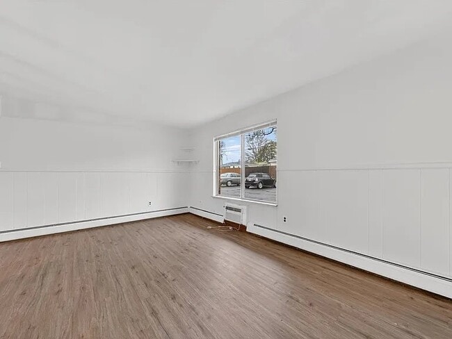 Photo - 151 E McHattie St Unit 6