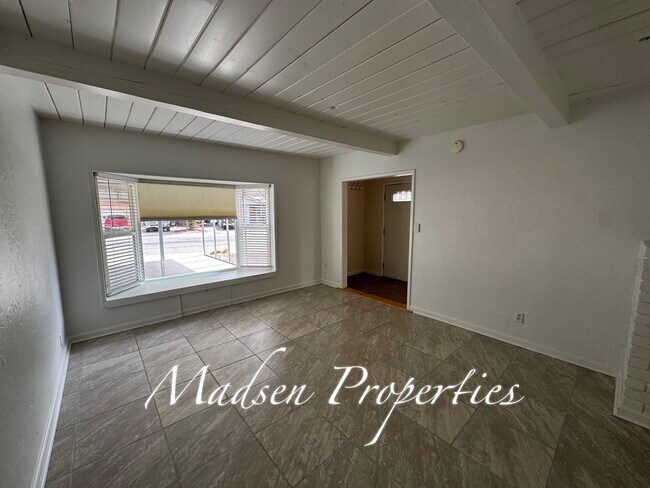Photo - 63 Oak Dr