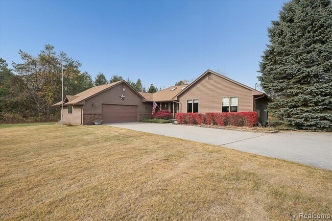 Photo - 7700 Trumble Rd