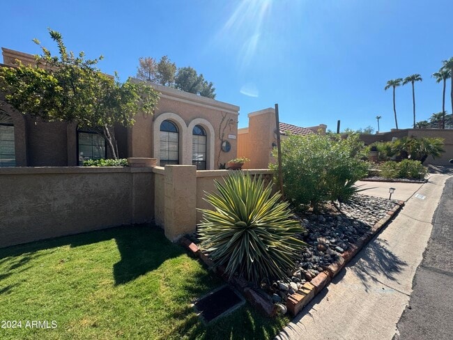 Photo - 10606 North 8th St