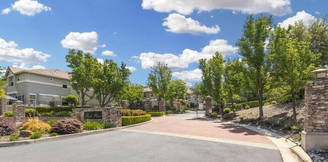 Building Photo - 907 Marvin Gardens Way Unit -