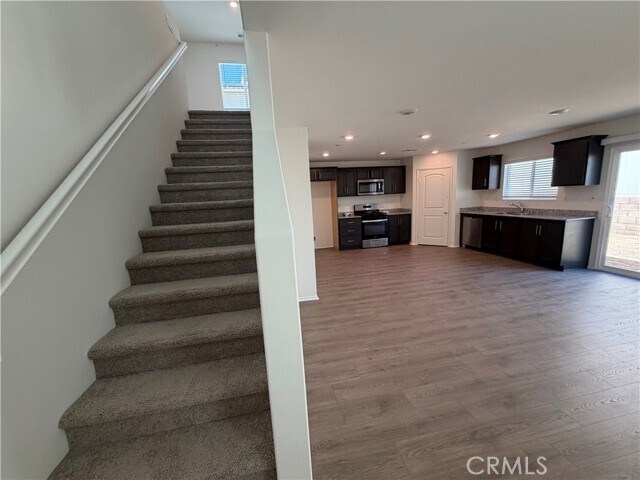 27286 Aurora Ave