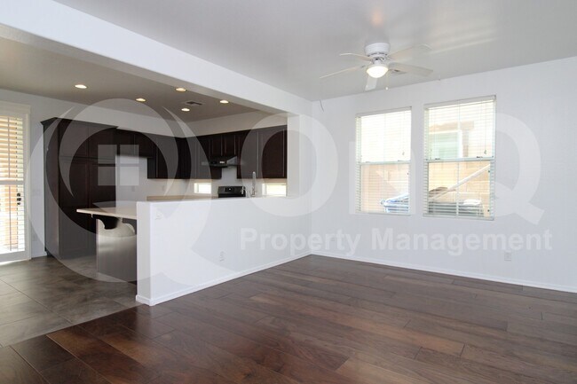 Photo - 9134 S Roberts Rd