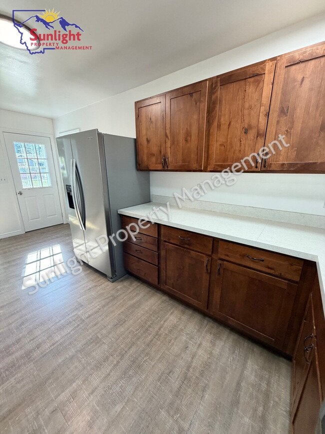 Photo - 2228 Maple St