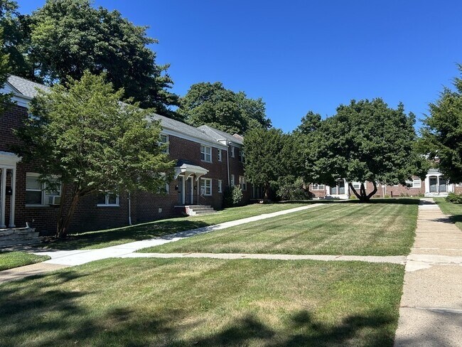 Photo - 353 S Center St Unidad 3B