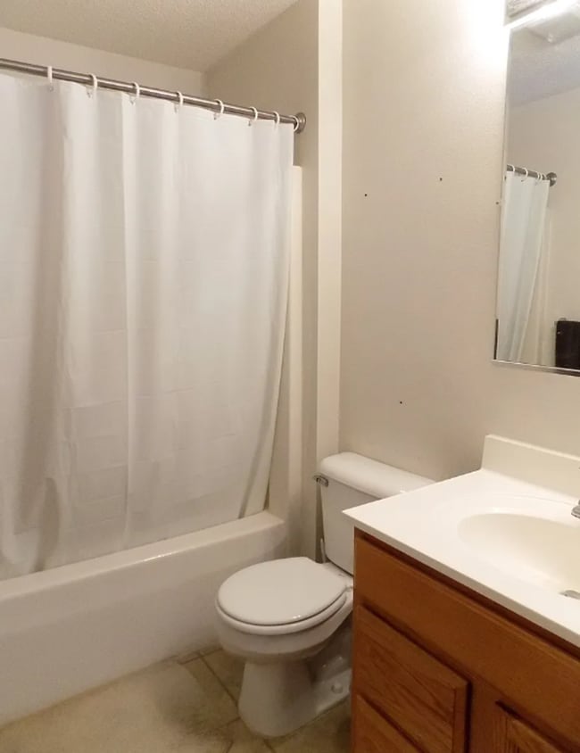 Photo - Landmark Square Apartments