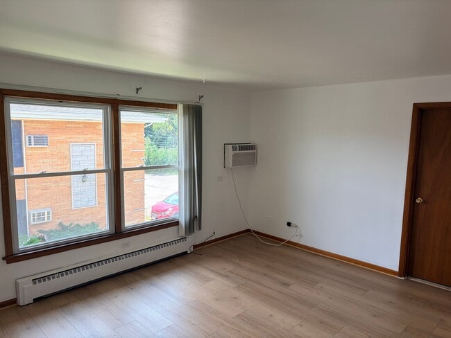 Photo - 18518 Wildwood Ave Unit 2W