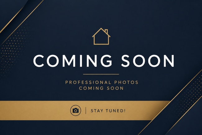 Building Photo - Spacious 4 Bedroom Home with Fresh Updates & Large Yard