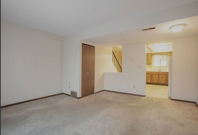 534 Valley Dr Unit D