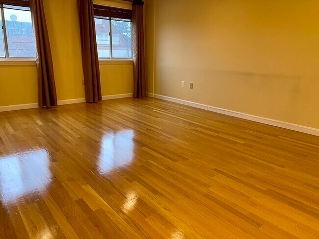 Photo - 20 Webster St Unit 405