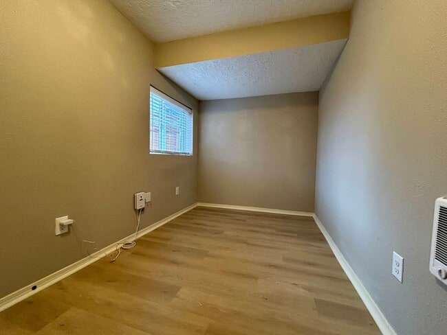 Photo - Welcome to your new home in the heart of Vancouver, WA!