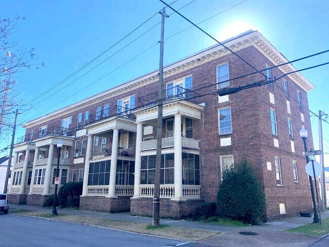 Photo - 303 Bank St Unit 6