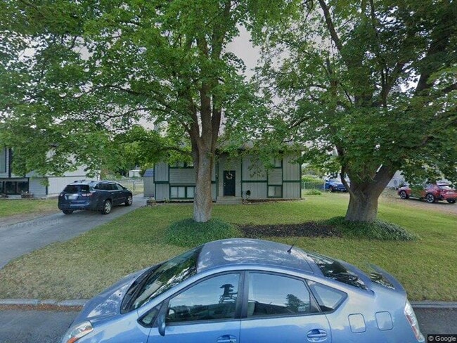 Building Photo - Coming Soon !! Available March 25th !!