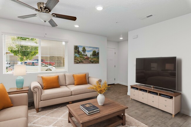 Lovely 2-Story Townhomes in The Brickyard ... - Lovely 2-Story Townhomes in The Brickyard ...