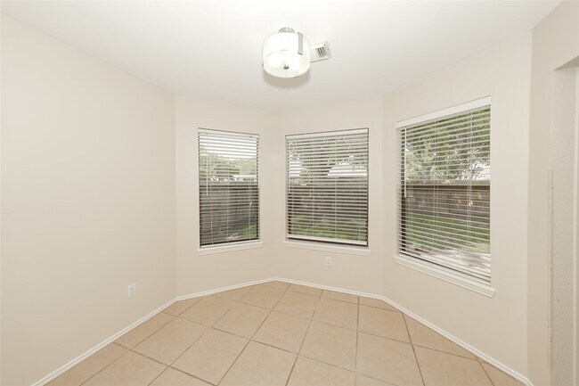 Photo - 3247 N Mason Rd