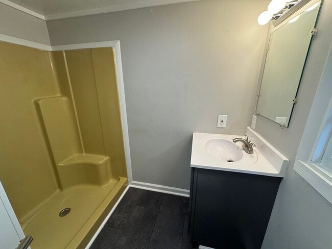 Photo - 2 Bedrooms- 1 Bathroom- Apartment in Lindale!