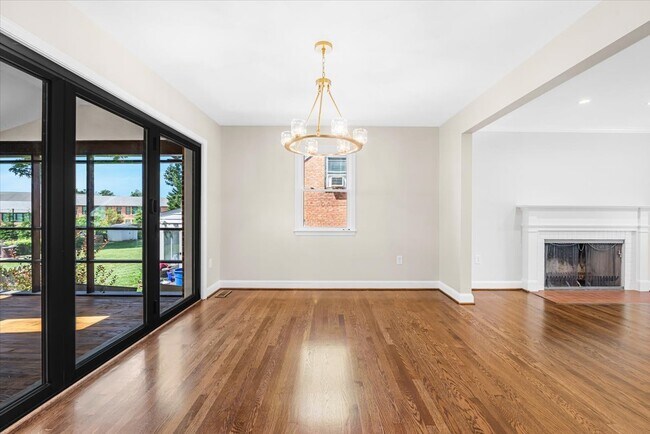 Photo - 9514 Edgeley Rd