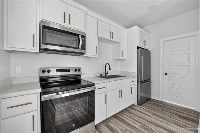 Photo - 16 West Dr Unit 6