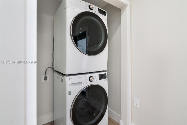 Photo - 8421 SW 27th Terrace Unit 0