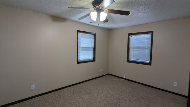 Photo - 3-bed home in Lewis Central